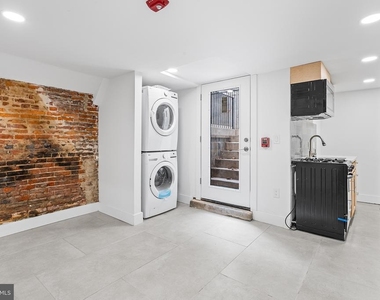 1224 Chancellor Street - Photo Thumbnail 9
