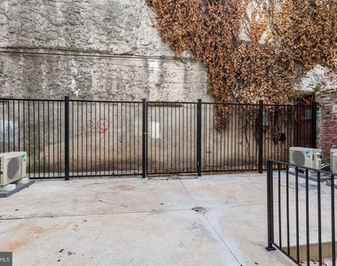 1224 Chancellor Street - Photo Thumbnail 15