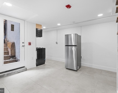 1224 Chancellor Street - Photo Thumbnail 7