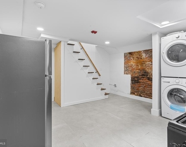 1224 Chancellor Street - Photo Thumbnail 8