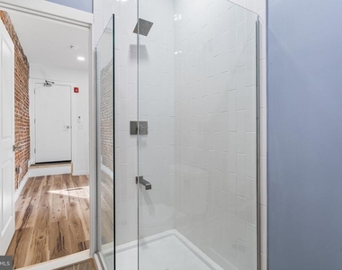 1224 Chancellor Street - Photo Thumbnail 5