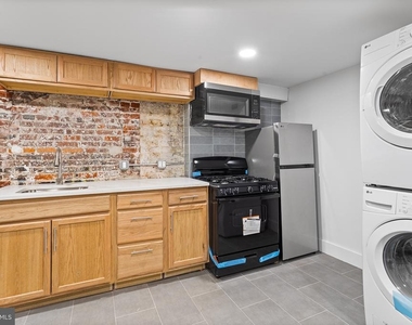1224 Chancellor Street - Photo Thumbnail 9