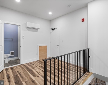 1224 Chancellor Street - Photo Thumbnail 3