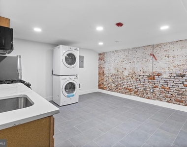 1224 Chancellor Street - Photo Thumbnail 8
