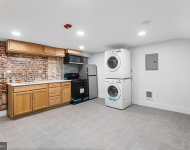 1224 Chancellor Street - Photo Thumbnail 6