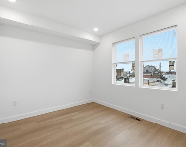 2449 N 6th Street - Photo Thumbnail 14