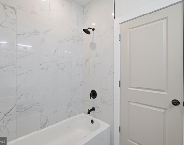 2449 N 6th Street - Photo Thumbnail 15