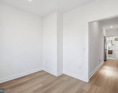 2613 N 12th Street - Photo Thumbnail 28