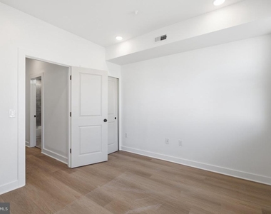2613 N 12th Street - Photo Thumbnail 21