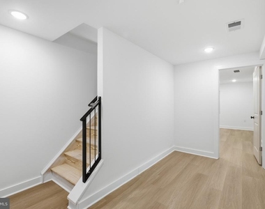 2613 N 12th Street - Photo Thumbnail 13