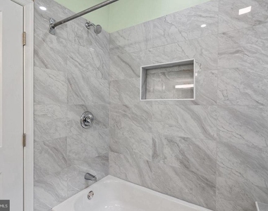 1937 S Lambert Street - Photo Thumbnail 21