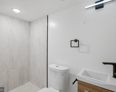 731 W Huntingdon Street - Photo Thumbnail 13