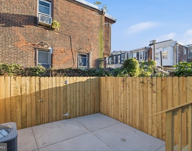 731 W Huntingdon Street - Photo Thumbnail 3