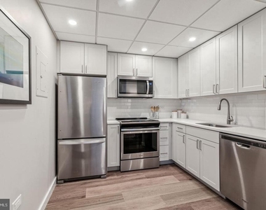 875 Sansom Street - Photo Thumbnail 11