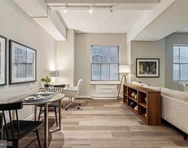 875 Sansom Street - Photo Thumbnail 6