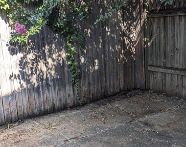 411 Greenwich Street - Photo Thumbnail 11