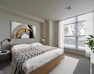 525 N Christopher Columbus Boulevard - Photo Thumbnail 2