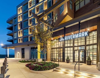 525 N Christopher Columbus Boulevard - Photo Thumbnail 18