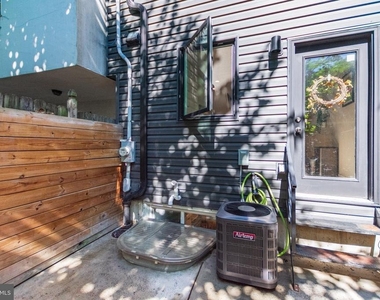 2138 Pierce Street - Photo Thumbnail 11