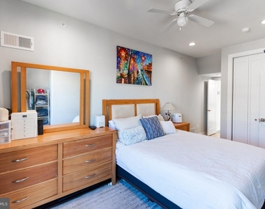 2138 Pierce Street - Photo Thumbnail 21