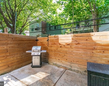2138 Pierce Street - Photo Thumbnail 10