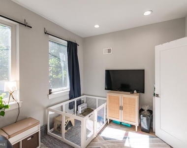 2138 Pierce Street - Photo Thumbnail 12