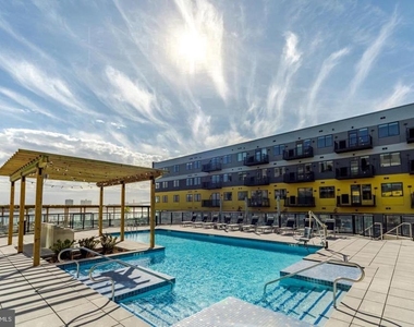 525 N Christopher Columbus Boulevard - Photo Thumbnail 26