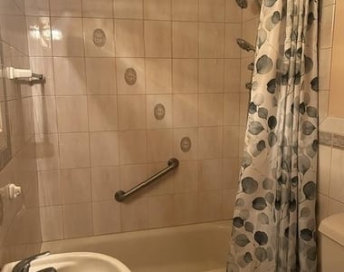 6243 Haverford Avenue - Photo Thumbnail 3