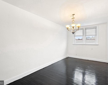 7675 Overbrook Avenue - Photo Thumbnail 5