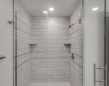1309 S 52nd Street - Photo Thumbnail 8