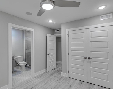 1309 S 52nd Street - Photo Thumbnail 10