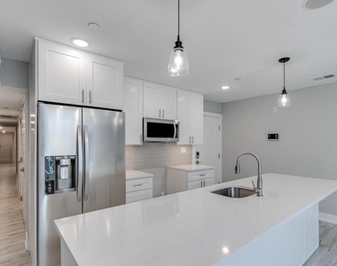1309 S 52nd Street - Photo Thumbnail 1