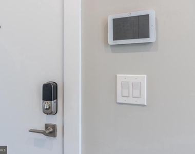 920 W Susquehanna Avenue - Photo Thumbnail 12