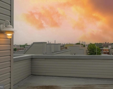 137 W Huntingdon Street - Photo Thumbnail 24