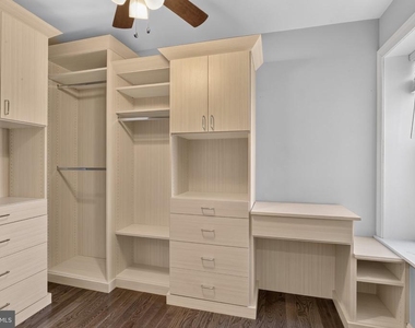 2147 E Hagert Street - Photo Thumbnail 22