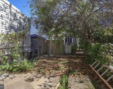 2147 E Hagert Street - Photo Thumbnail 16
