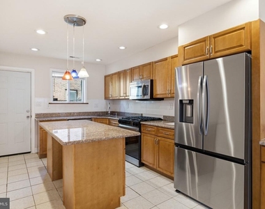 1317 S 22nd Street - Photo Thumbnail 14