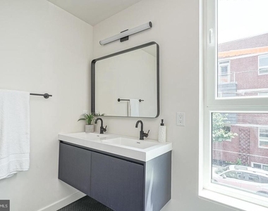 1301 Bainbridge Street - Photo Thumbnail 18