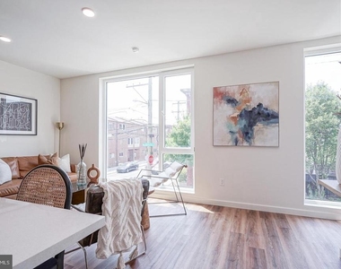 1301 Bainbridge Street - Photo Thumbnail 8