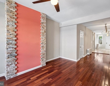 2018 Mifflin Street - Photo Thumbnail 2