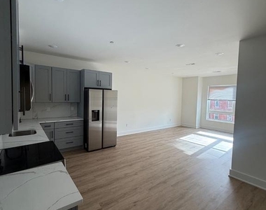 2333 E York Street - Photo Thumbnail 2