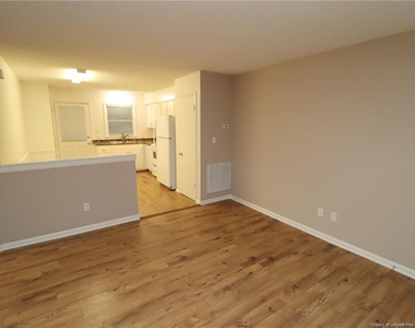 6116 Deerwood Place - Photo Thumbnail 9