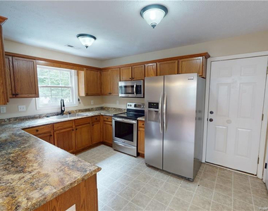 5421 Biscoe Street - Photo Thumbnail 5