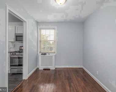 150 E Wynnewood Road - Photo Thumbnail 8