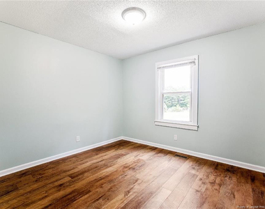 10709 Ramsey Street - Photo Thumbnail 12