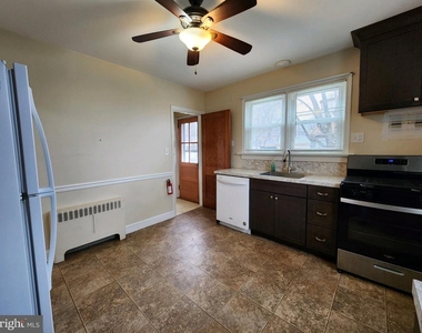 842 Bethlehem Pike - Photo Thumbnail 21