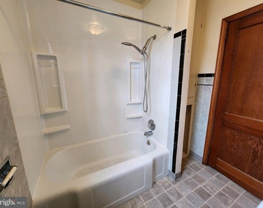 842 Bethlehem Pike - Photo Thumbnail 5
