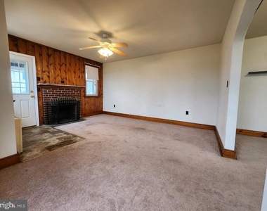 842 Bethlehem Pike - Photo Thumbnail 24