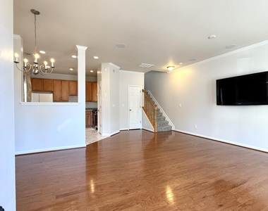 2221 Raven Road - Photo Thumbnail 3