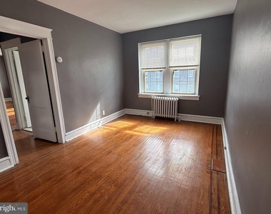 260 N Wycombe Avenue - Photo Thumbnail 9